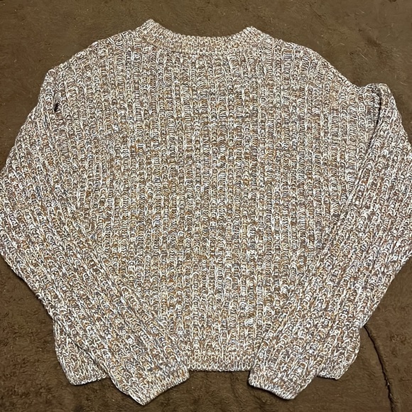 Universal Thread Sweater - Picture 2 of 3
